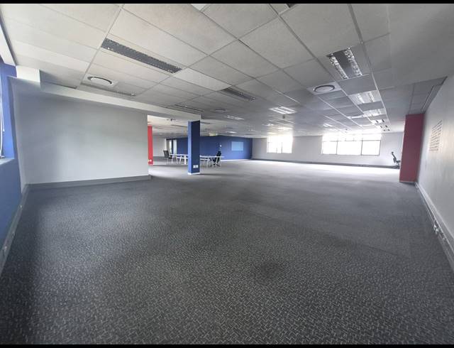 1,386M² OFFICE TO LET IN RIVONIA